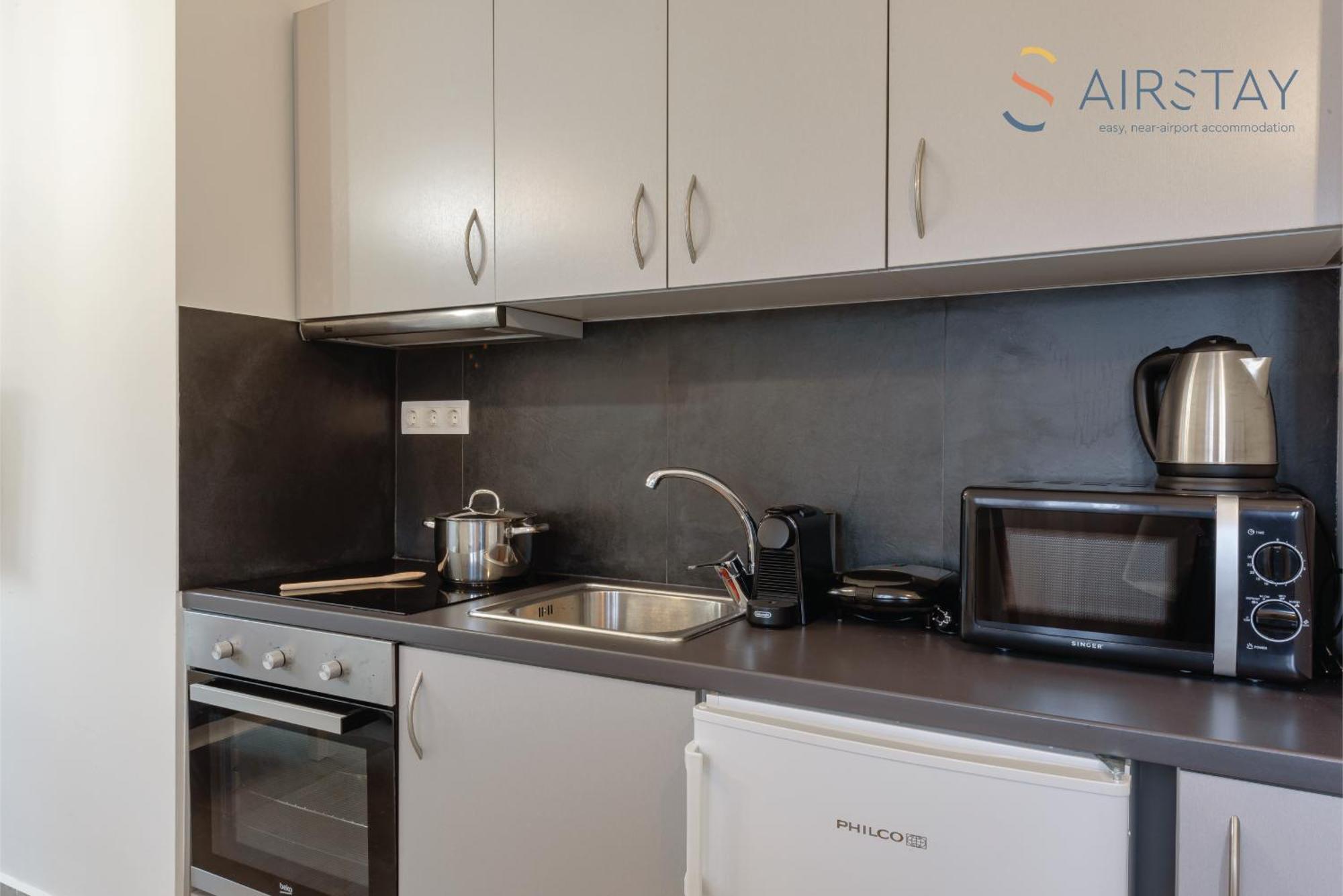 Ryze Apartments Airport By Airstay Artemida  Exterior foto